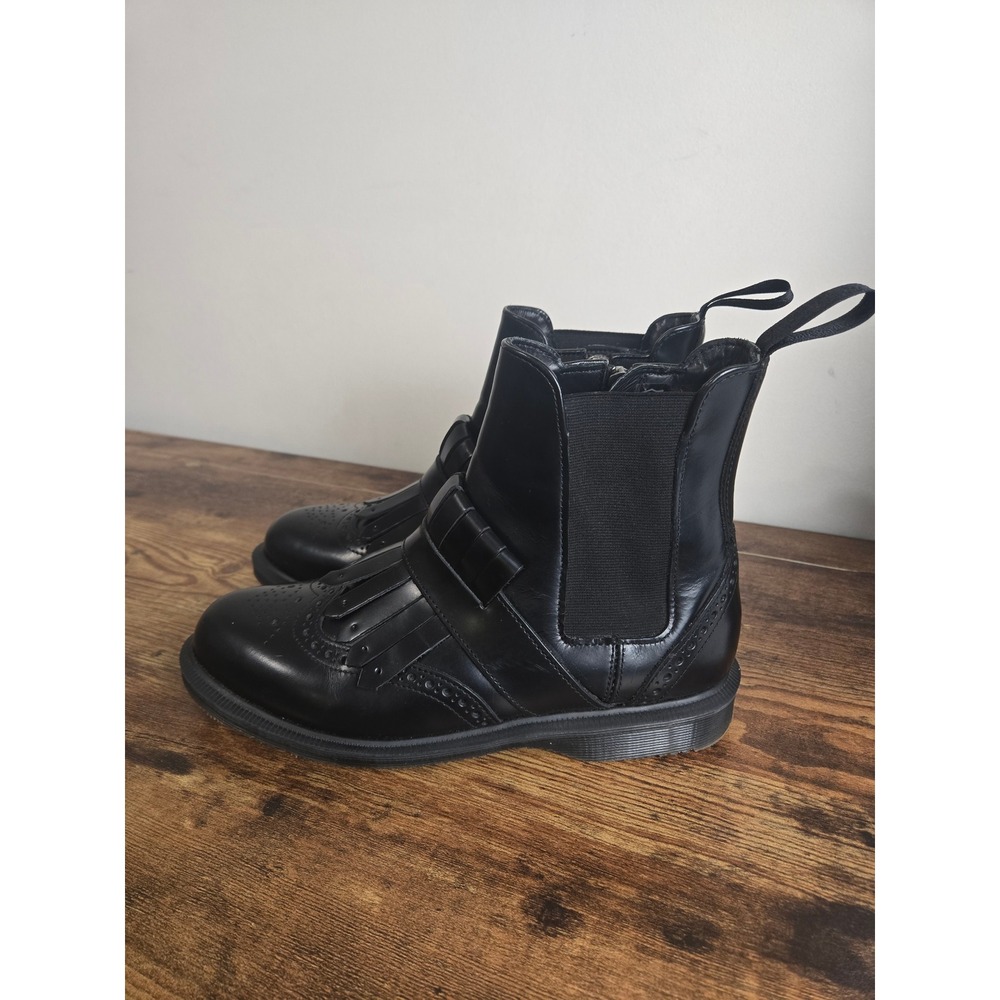 Dr. Martens Tina Chelsea Brogue Boots Black Leather Kiltie Fringe Womens 8 AW004
